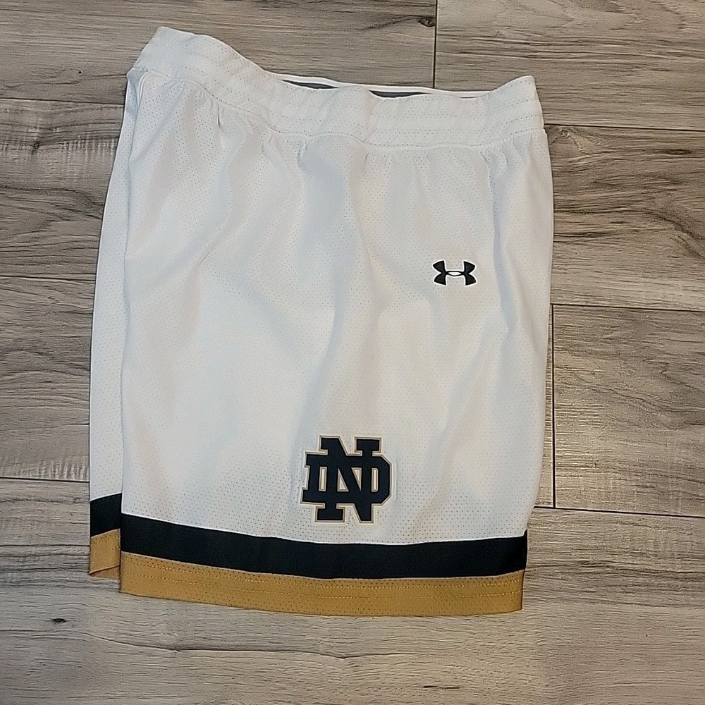 Under Armour Notre Dame‎ Fighting Irish Womens Small Basketball Shorts White